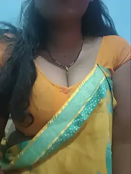 Snapshot of Sexyradha_ chatting on July 2026 09:48:02 PM Sexyradha online show from July 2026 09:48:02 PM