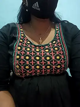 Sexyradha  online show from March 2026 04:01:01 PM