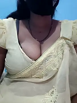 Sexyradha  online show from February 2026 05:32:02 PM