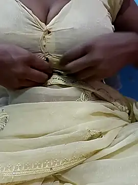 Sexyradha  online show from February 2026 04:18:02 PM