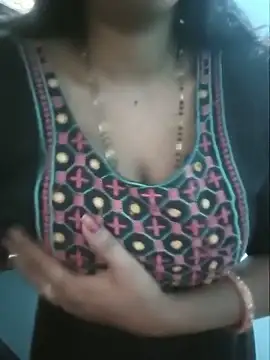 Snapshot of Sexyradha_ chatting on June 2026 12:17:02 AM Sexyradha online show from June 2026 12:17:02 AM