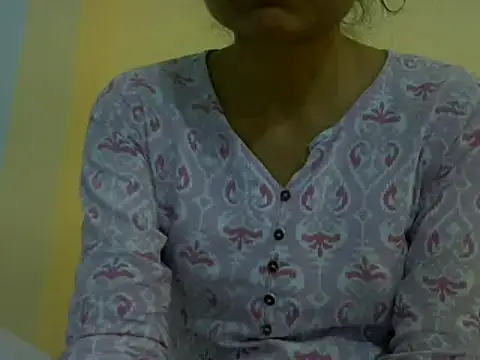 mayra89 online show from February 2026 03:13:01 PM