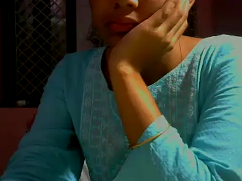 mayra89 online show from November 2025 04:06:02 PM