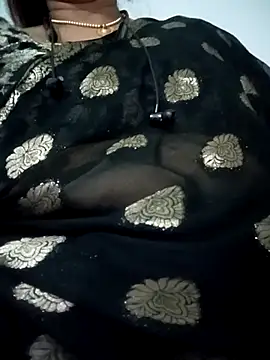 Snapshot of Neha-Bhabhi-Rasily chatting on November 2025 06:46:02 PM Neha-Bhabhi-Rasily online show from November 2025 06:46:02 PM