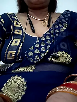 Snapshot of Neha-Bhabhi-Rasily chatting on September 2025 04:45:01 PM Neha-Bhabhi-Rasily online show from September 2025 04:45:01 PM