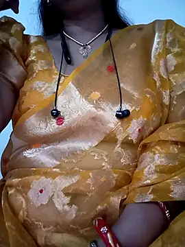 Snapshot of Neha-Bhabhi-Rasily chatting on November 2025 04:49:01 AM Neha-Bhabhi-Rasily online show from November 2025 04:49:01 AM