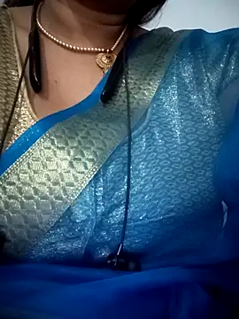 Snapshot of Neha-Bhabhi-Rasily chatting on October 2025 09:39:01 PM Neha-Bhabhi-Rasily online show from October 2025 09:39:01 PM