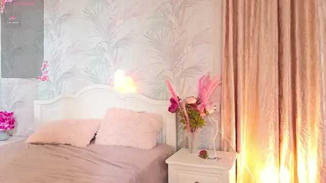 Snapshot of JaneVibes chatting on September 2025 07:12:01 AM JaneVibes online show from September 2025 07:12:01 AM