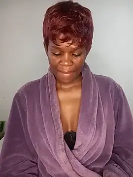 Missvixen81 online show from May 2026 06:08:01 AM