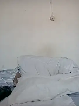 Missvixen81 online show from October 2025 04:49:02 AM