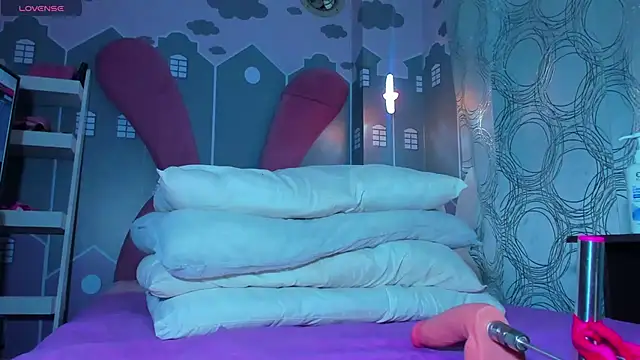 sweetiepeach  online show from November 2025 04:13:01 AM