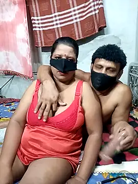 Snapshot of Pakhi_Couple_69 chatting on October 2025 04:52:01 PM Pakhi Couple 69 online show from October 2025 04:52:01 PM