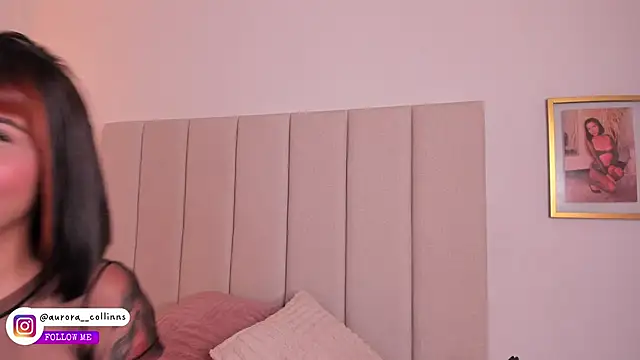 Snapshot of aurora_collinss_ chatting on June 2026 01:45:02 PM aurora collinss online show from June 2026 01:45:02 PM