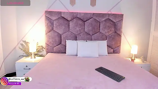 aurora collinss  online show from February 2026 12:38:01 PM