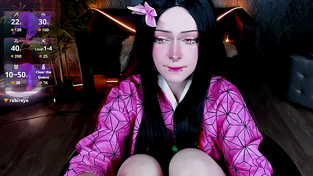 NicoleFlloret online show from October 2025 08:21:02 PM