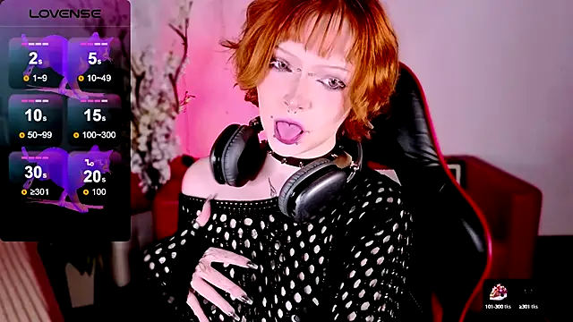 NicoleFlloret online show from September 2025 08:25:02 PM