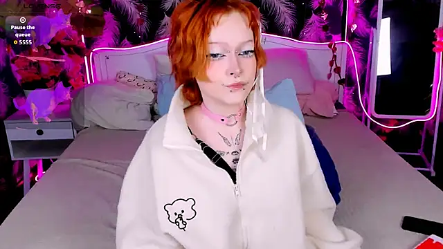 NicoleFlloret online show from September 2025 08:26:02 PM