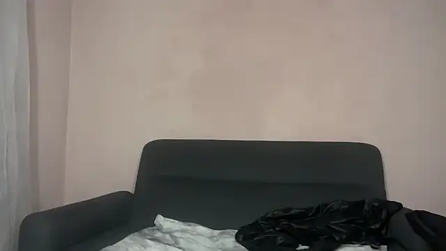 Pleasing-Chloe49 online show from November 2025 06:24:01 AM