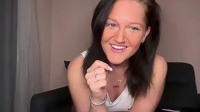 Pleasing-Chloe49 online show from September 2025 08:18:02 PM