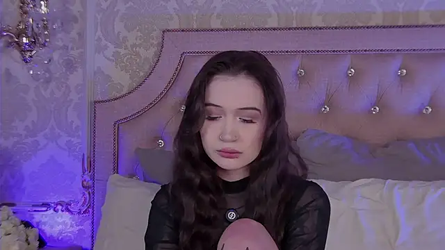 HeatherSweet  online show from February 2026 05:31:02 PM