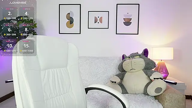 JulesBenett online show from March 2025 11:02:02 PM