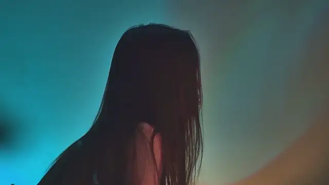 Amanda River online show from January 2026 12:36:02 AM