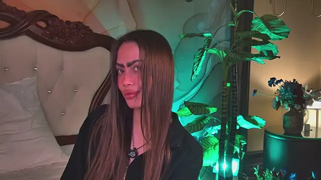 Amanda River online show from March 2026 12:02:01 AM