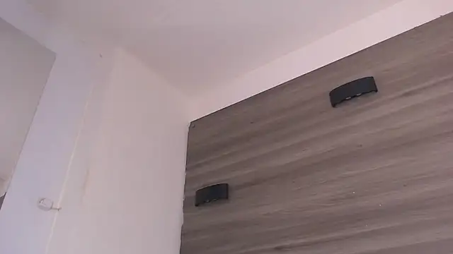 Snapshot of SashaNova chatting on April 2026 04:31:02 AM SashaNova online show from April 2026 04:31:02 AM