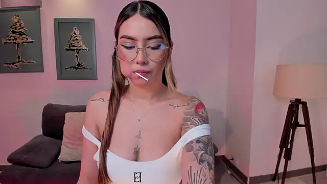 MaddisonCollins online show from November 2025 08:56:01 PM