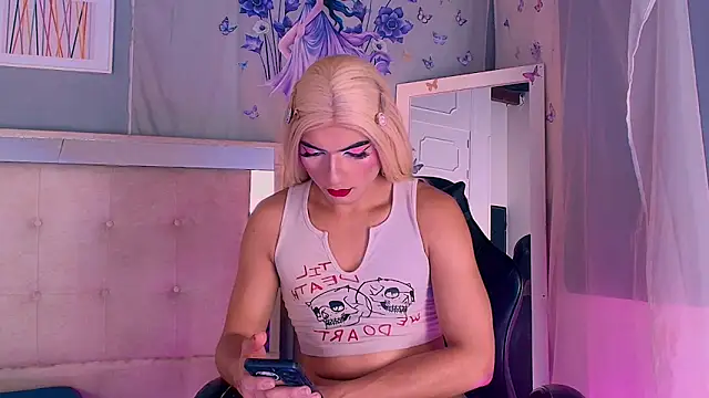 Emily Castillo 1 online show from May 2026 04:53:01 AM