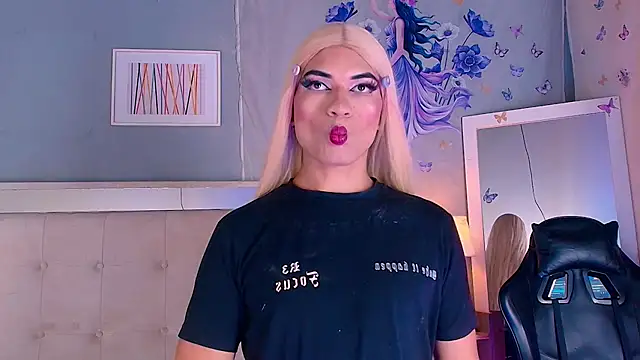 Emily Castillo 1 online show from April 2026 04:39:01 AM