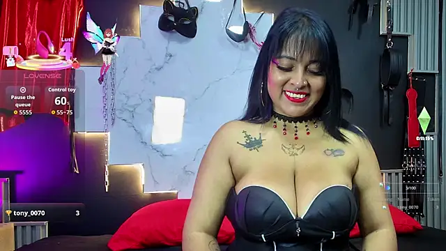 Sarah917 online show from October 2025 07:46:02 PM