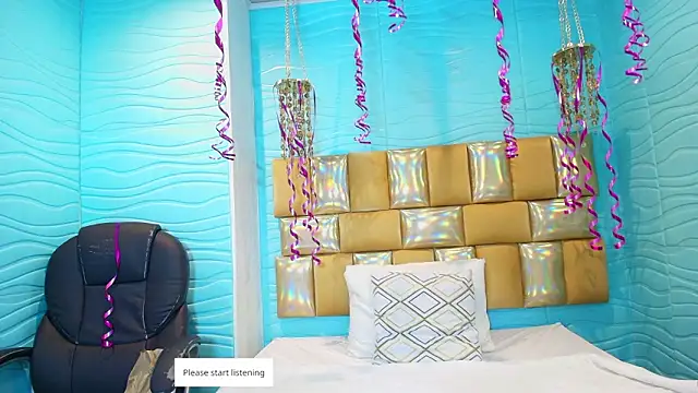 Mia Montess online show from February 2026 12:58:01 PM