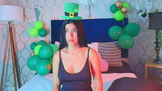 Snapshot of Mia_Montess chatting on March 2025 12:18:02 PM Mia Montess online show from March 2025 12:18:02 PM