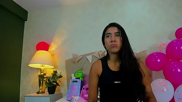 Snapshot of Mia_Montess chatting on March 2026 01:20:01 PM Mia Montess online show from March 2026 01:20:01 PM