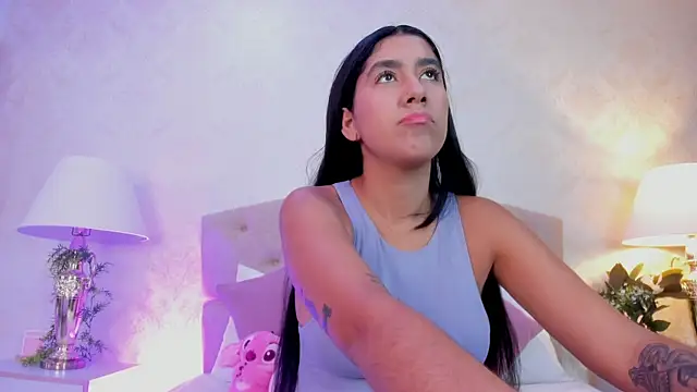 Mia Montess online show from June 2026 12:38:02 PM