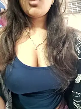 Miss Love25 online show from June 2026 04:20:02 AM