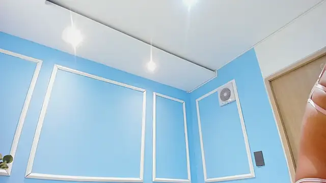 Lucy Canel online show from October 2025 07:26:02 PM