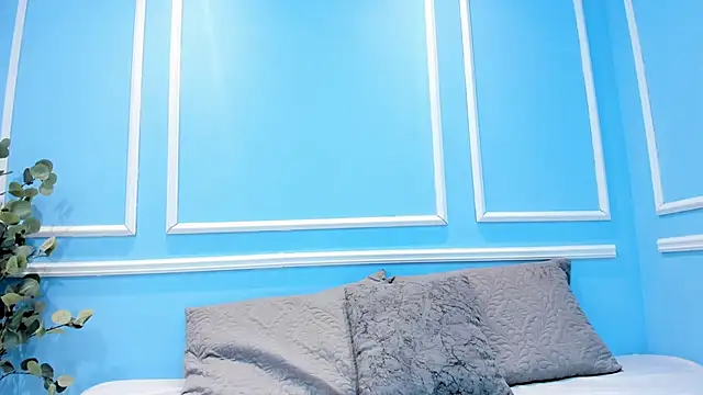 Lucy Canel online show from October 2025 09:15:02 PM