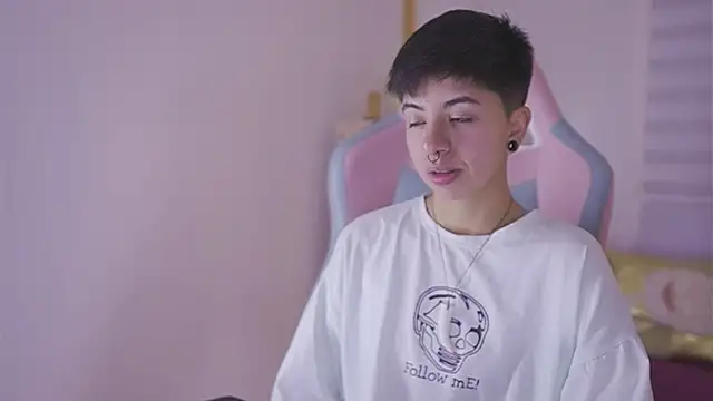 tommy blue online show from December 2025 12:59:02 PM