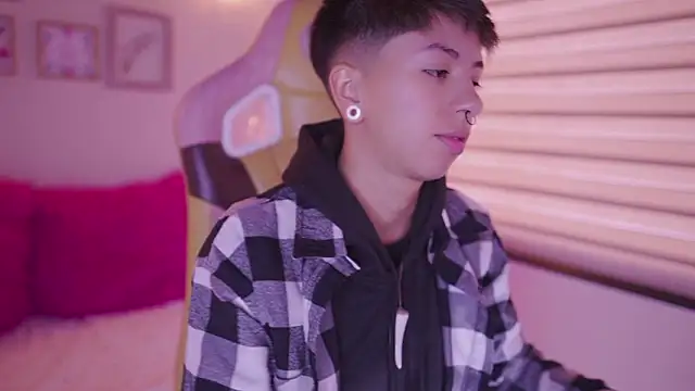 tommy blue online show from February 2026 02:58:01 PM