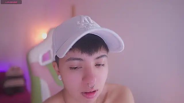 tommy blue online show from November 2025 12:31:01 PM