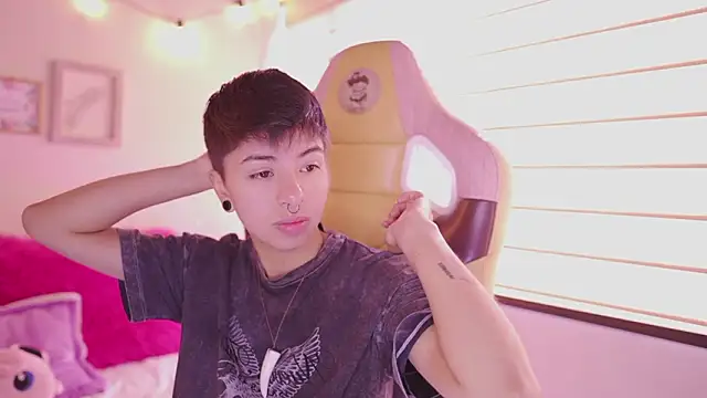 tommy blue online show from March 2026 12:58:01 PM