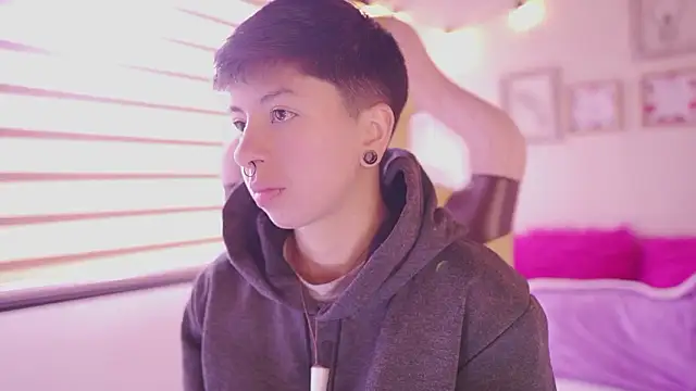 tommy blue online show from March 2026 12:34:01 PM