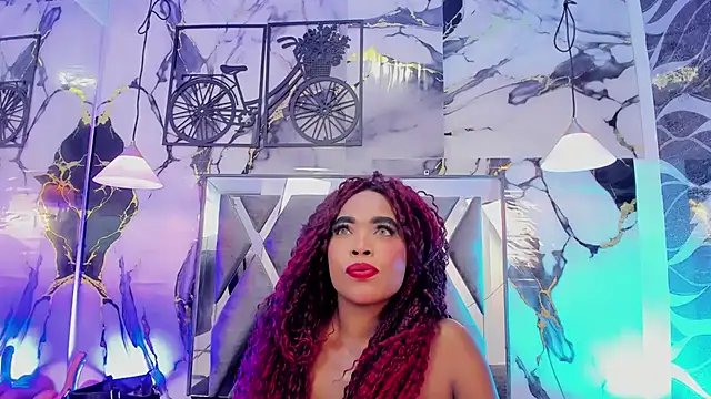 CandyMartinez  online show from June 2026 07:30:01 PM