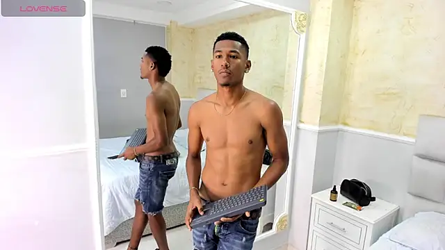 LexiAndDeker online show from September 2025 04:05:01 PM