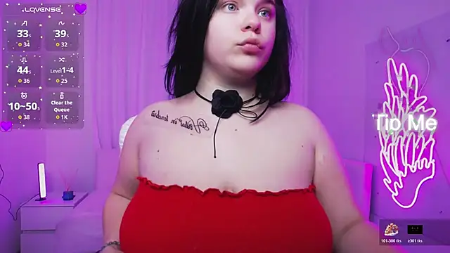 Eliss Shyyo online show from November 2025 03:15:02 PM