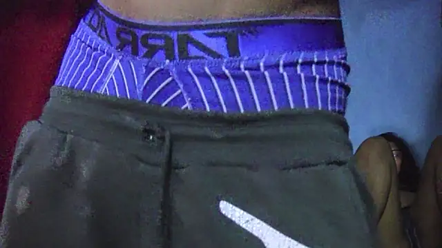 Snapshot of BossPlaya98 chatting on February 2026 04:33:01 AM BossPlaya98 online show from February 2026 04:33:01 AM