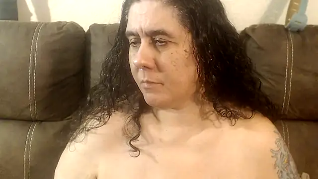 Dreaming Of Blue online show from March 2026 11:05:01 PM