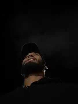 Snapshot of Dasul_ chatting on December 2025 06:07:02 AM Dasul online show from December 2025 06:07:02 AM